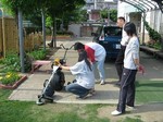 s7大阪樟蔭芝刈り機デモ100521 007.jpg